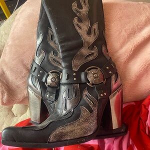 NEW ROCKS Black Silver Western Boots